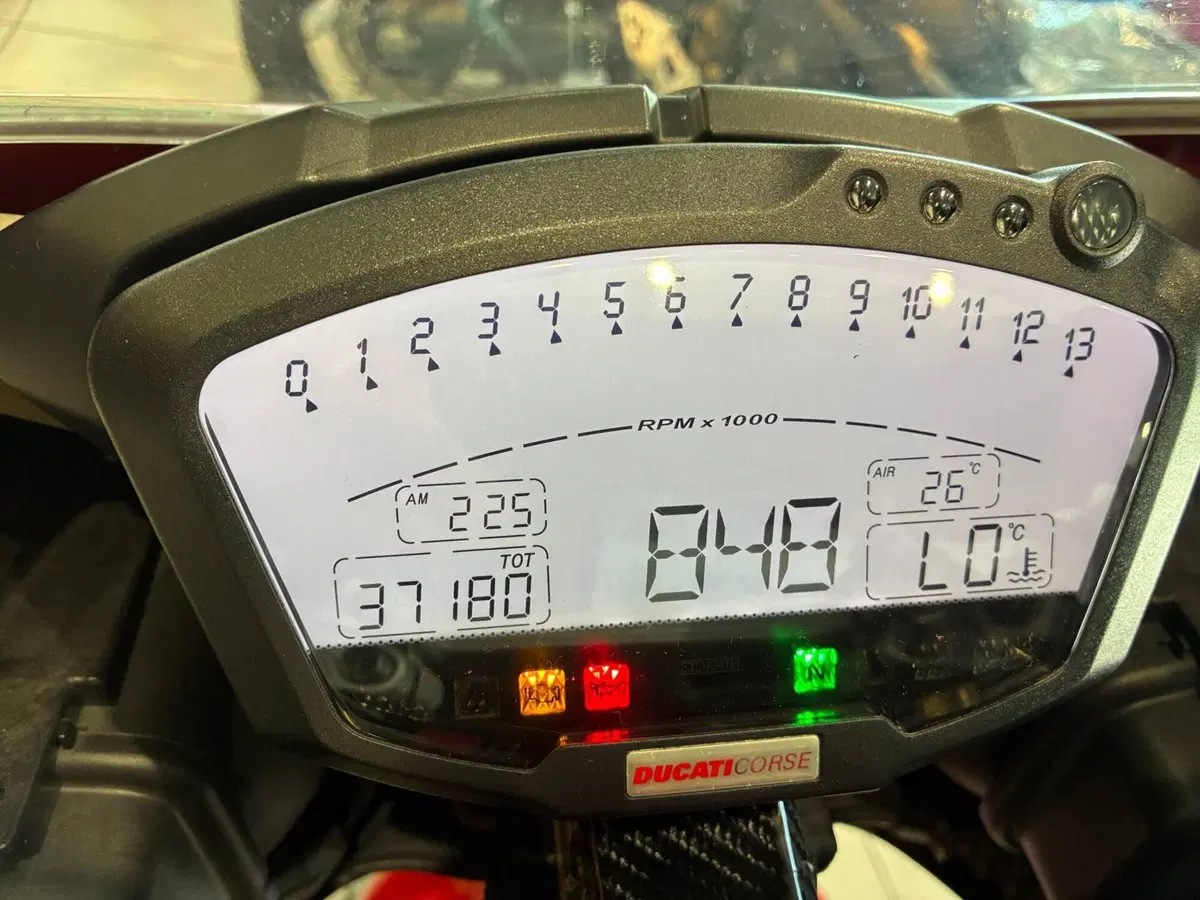 Ducati 848 EVO (2010 - 12) (5)