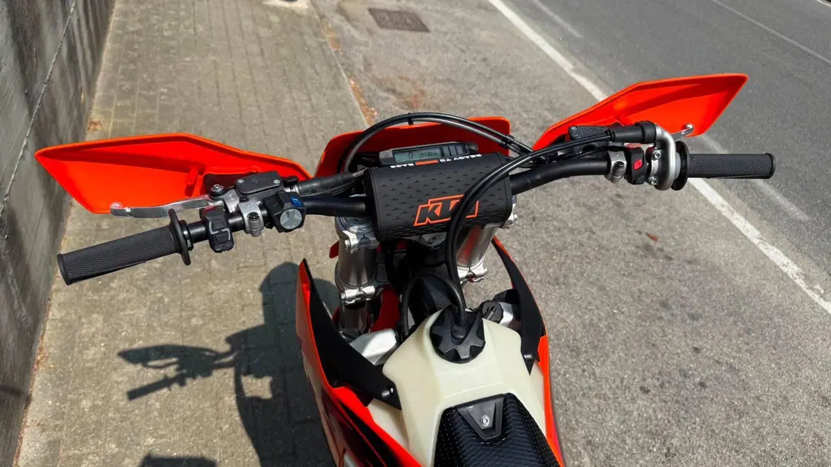 KTM 250 EXC-F (2026) (16)