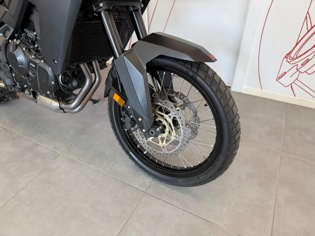 Honda Transalp XL750 (2023 - 24) (8)