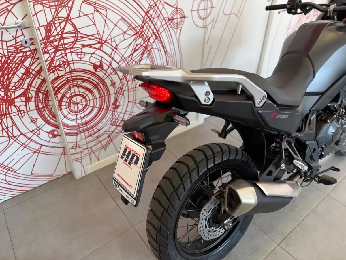 Honda Transalp XL750 (2023 - 24) (11)