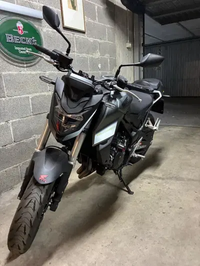 Honda CB 750 Hornet (2023 - 24) usata