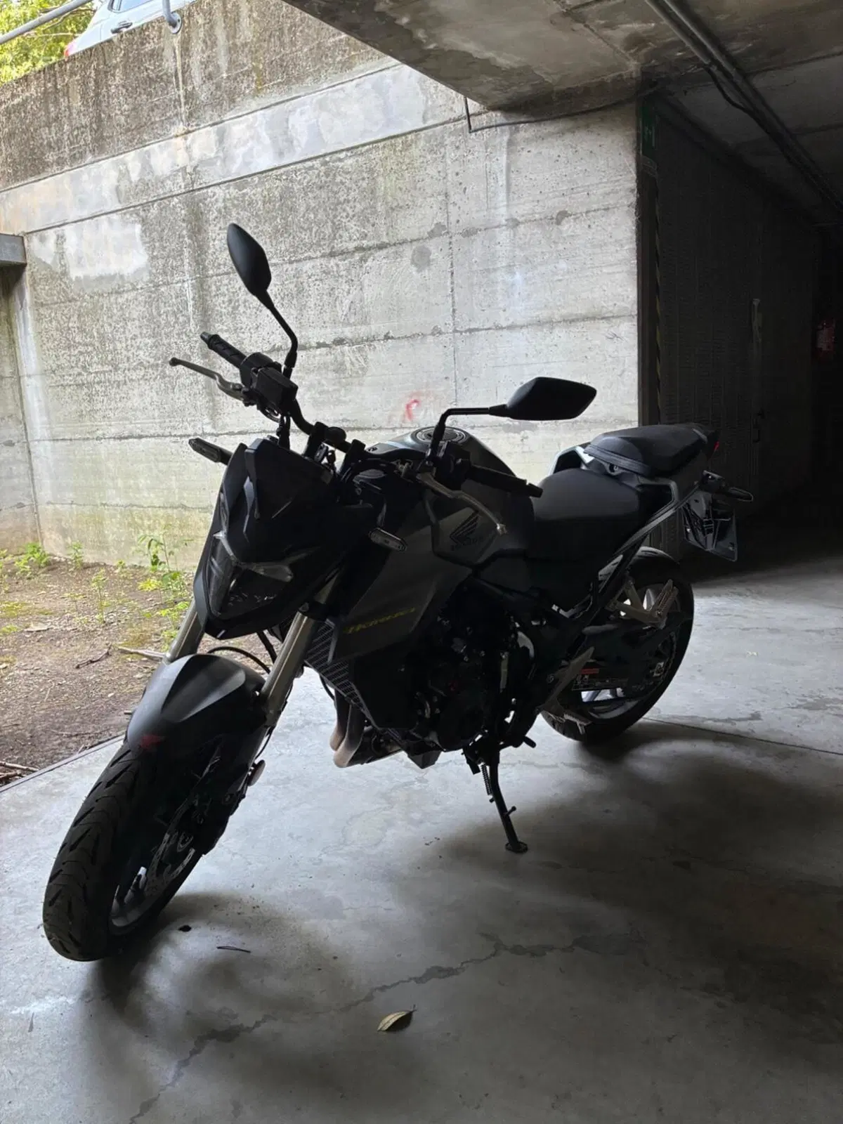 Honda CB 750 Hornet (2023 - 24) (2)