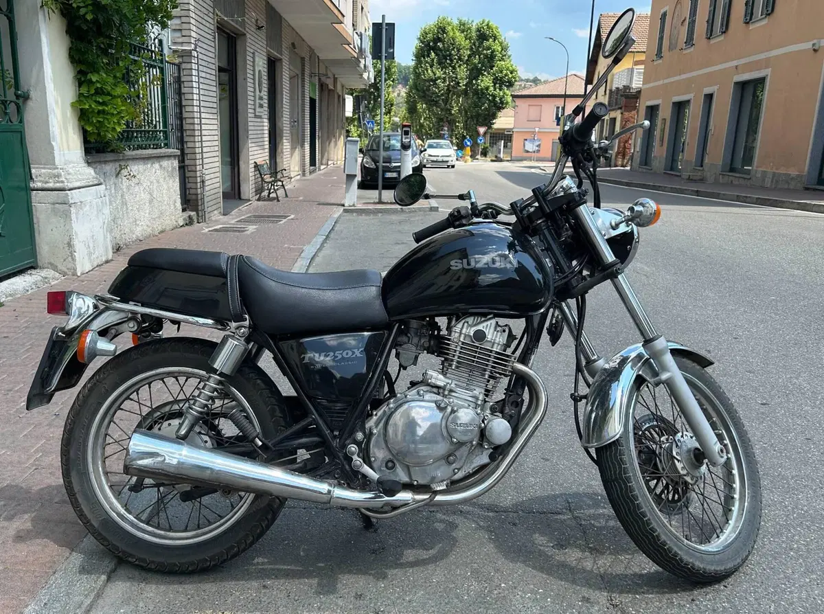 Suzuki TU 250 X (1997 - 03) (2)