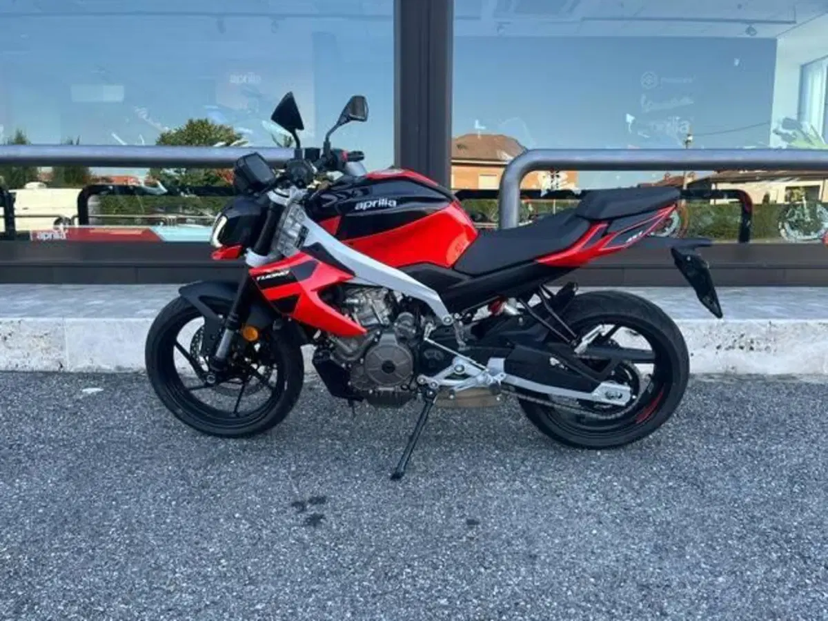 Aprilia Tuono 457 (2025 - 26) (4)