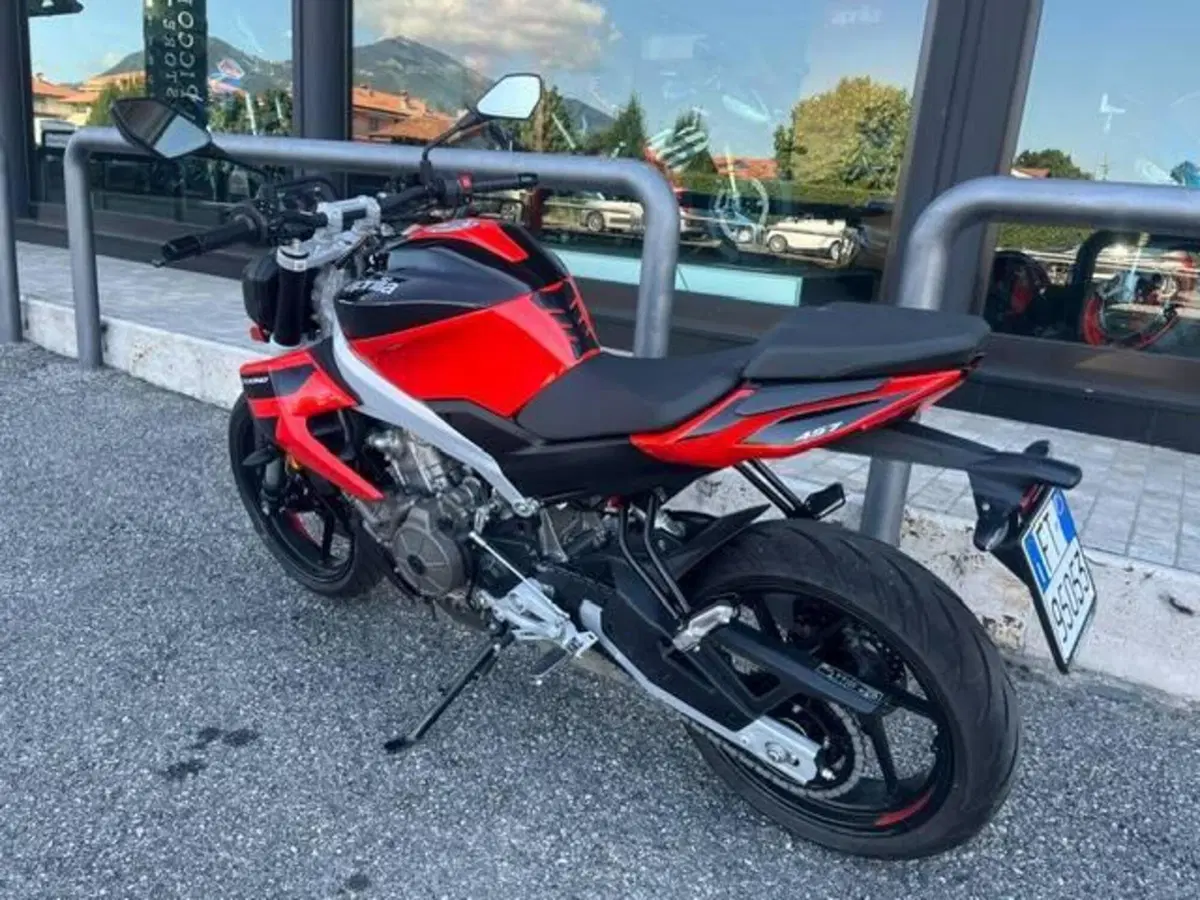 Aprilia Tuono 457 (2025 - 26) (5)