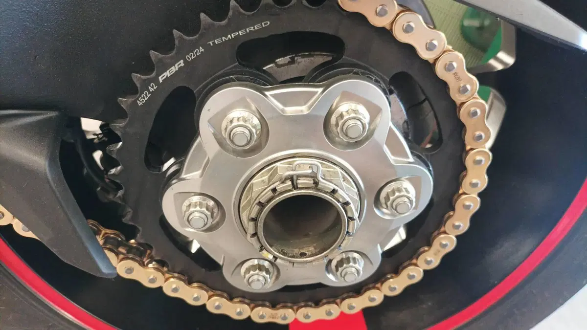 Ducati Multistrada V4 Pikes Peak (2021 - 24) (3)