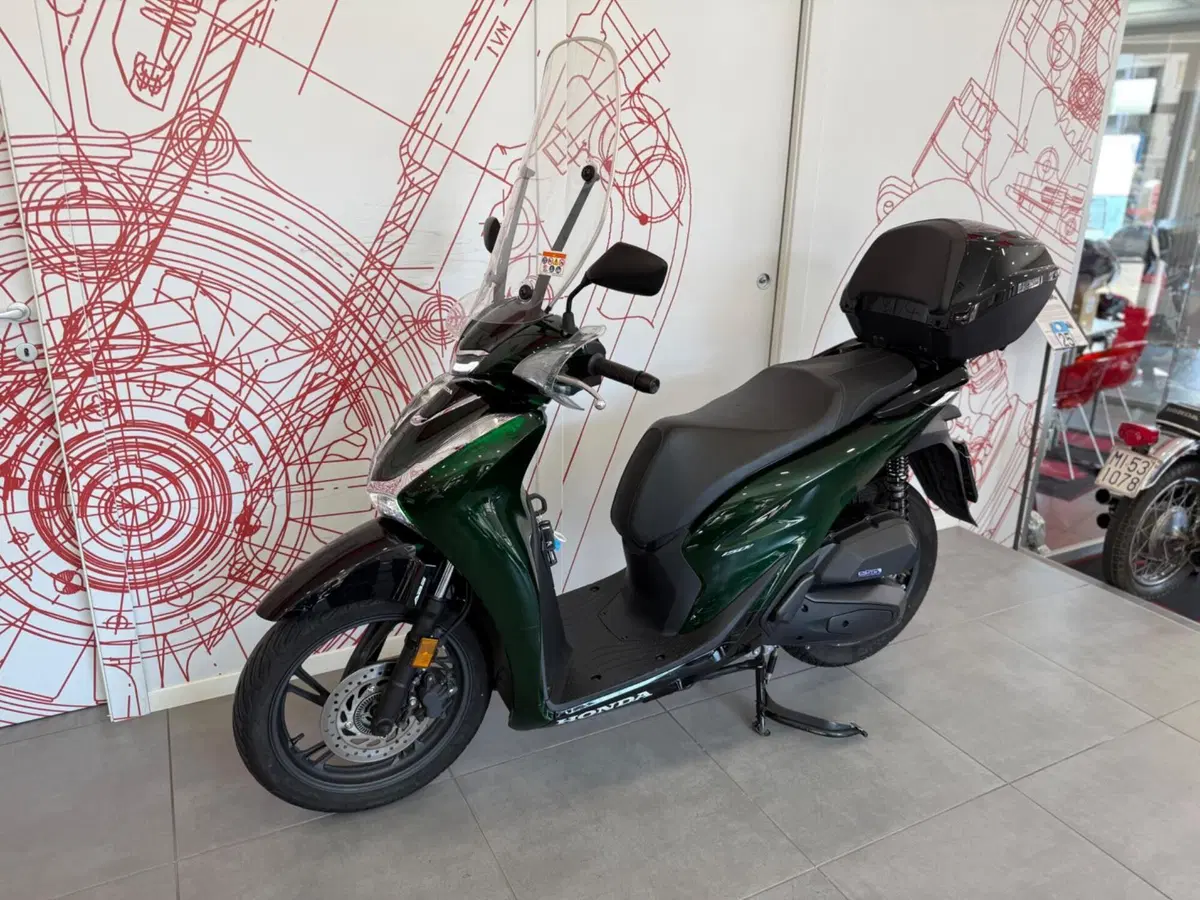 Honda SH 150i Vetro (2024 - 25) (5)