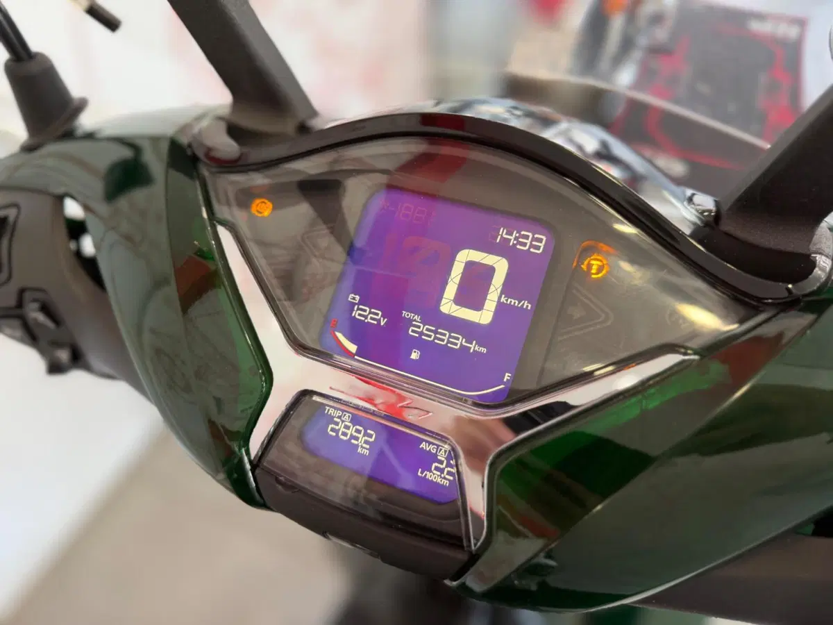 Honda SH 150i Vetro (2024 - 25) (7)