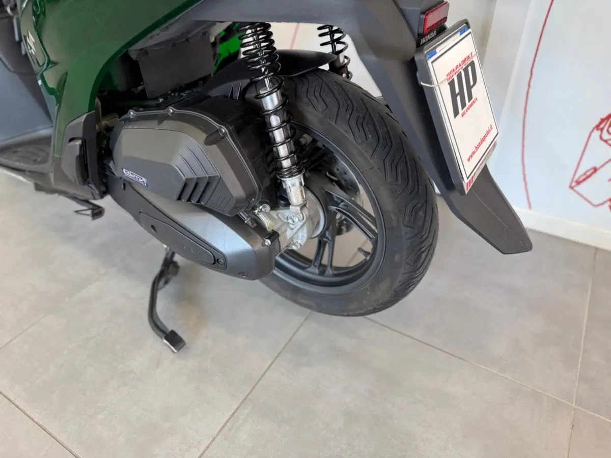 Honda SH 150i Vetro (2024 - 25) (15)