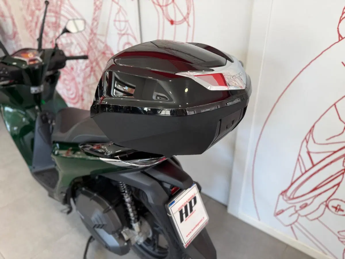 Honda SH 150i Vetro (2024 - 25) (16)