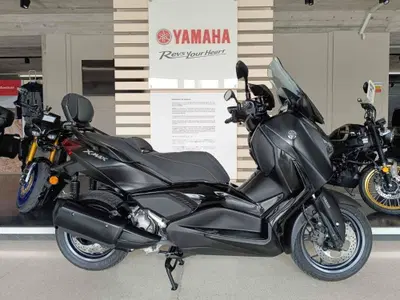 Yamaha X-Max 300 Tech Max (2021 - 24) usata