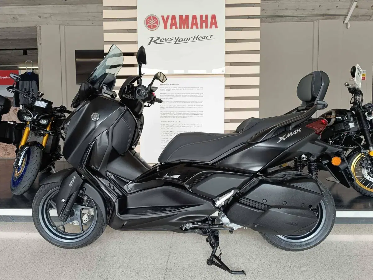 Yamaha X-Max 300 Tech Max (2021 - 24) (5)