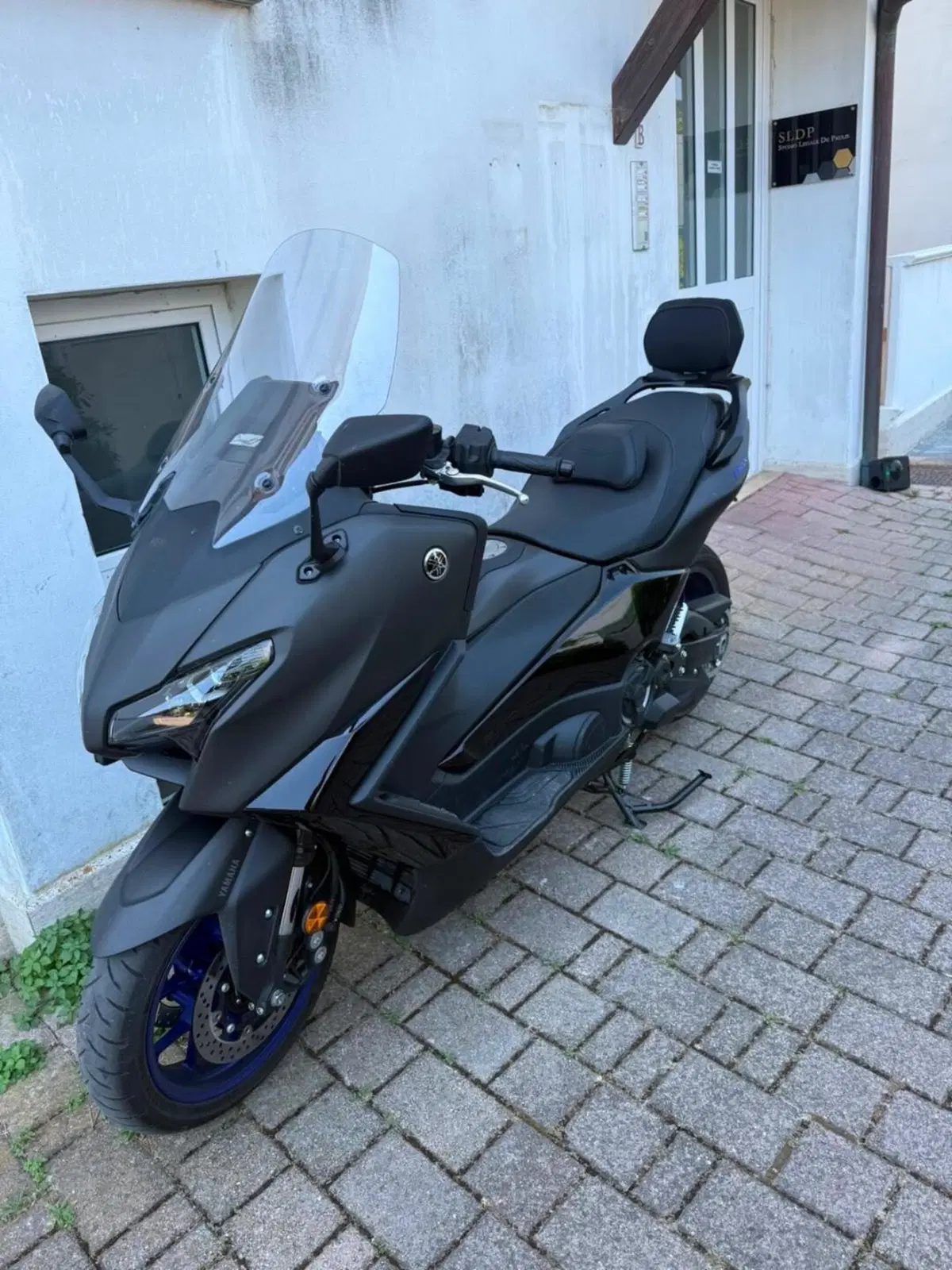 Yamaha T-Max 560 (2025 - 26) (2)