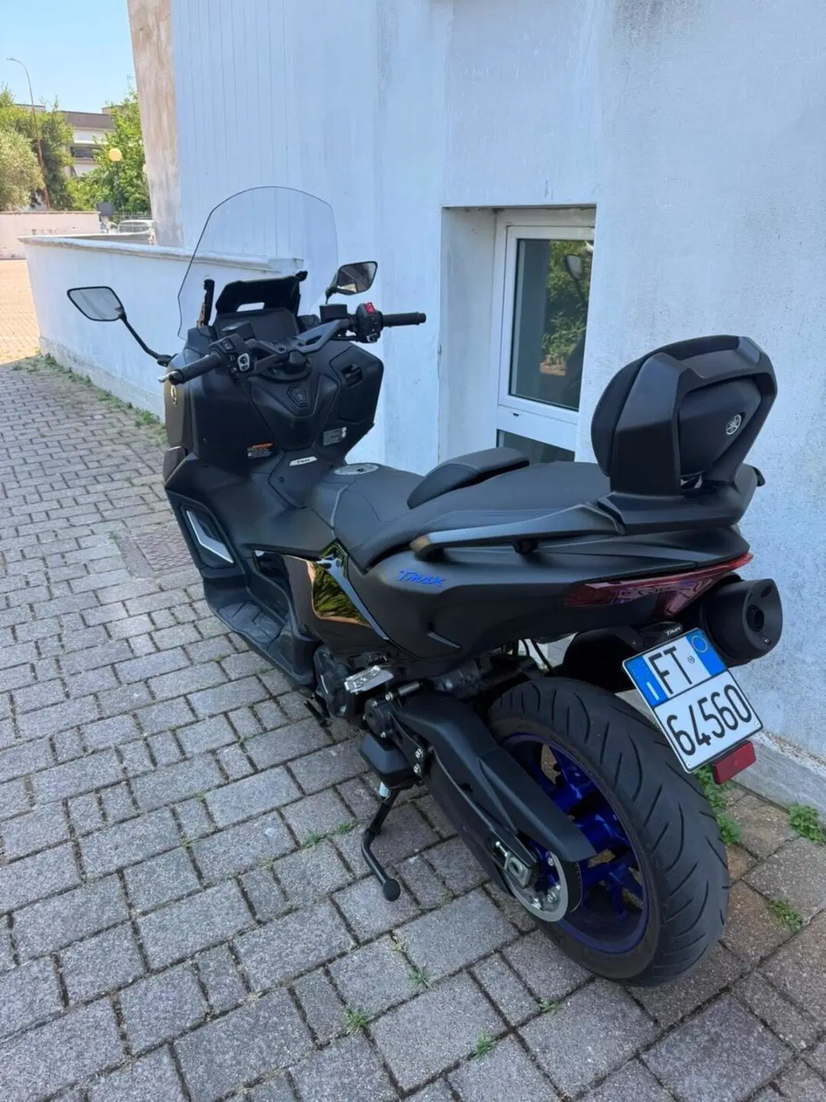 Yamaha T-Max 560 (2025 - 26) (3)