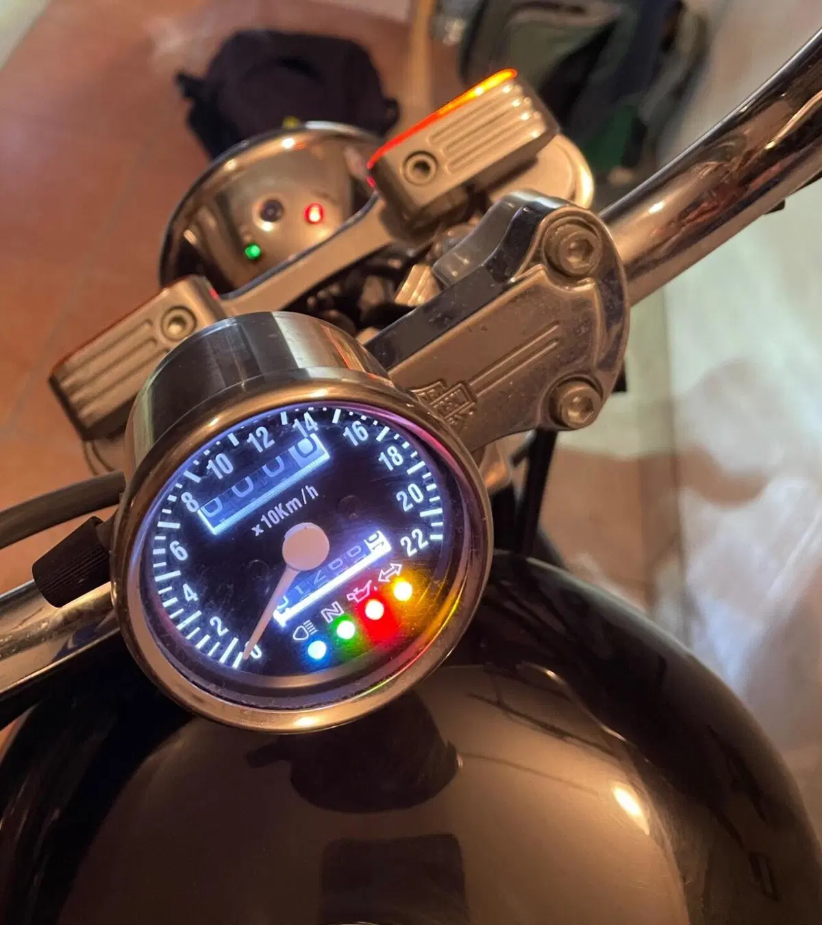 Harley-Davidson 883 Custom (1998 - 00) - XL 53C (5)