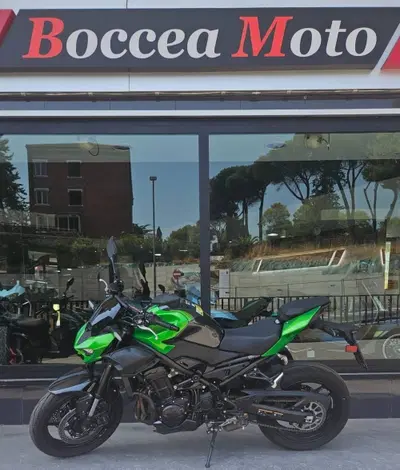 Kawasaki Z 900 (2025 - 26) usata