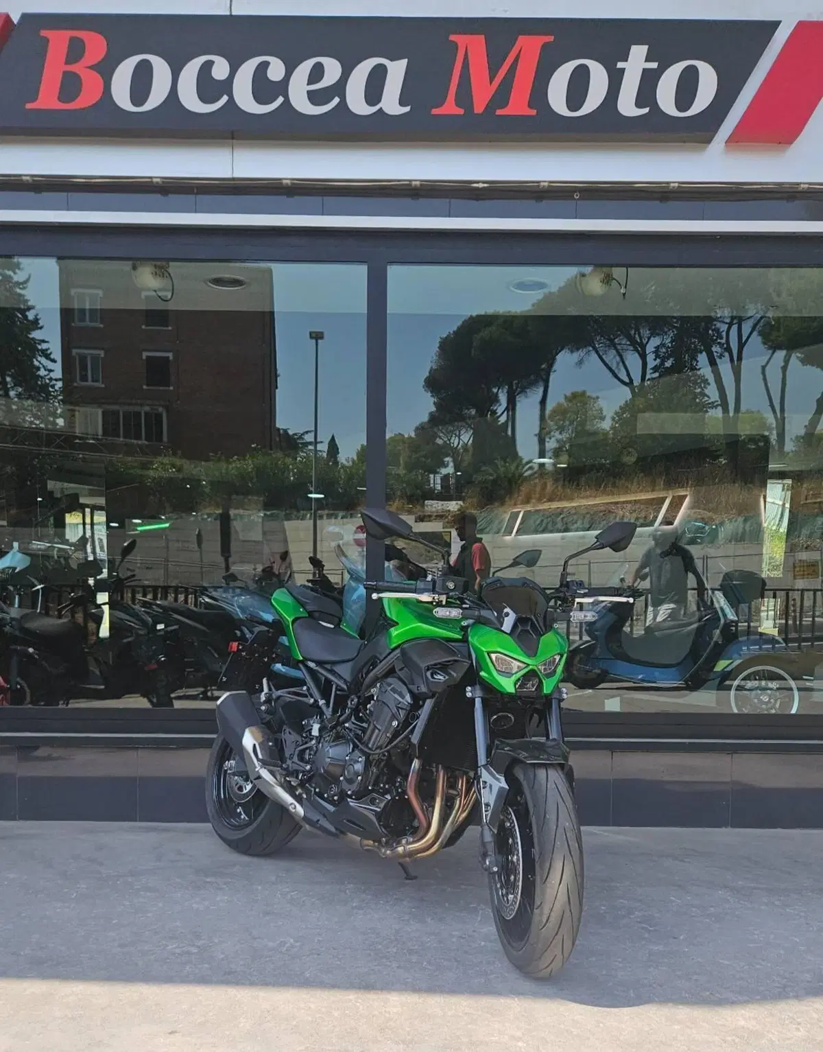 Kawasaki Z 900 (2025 - 26) (3)