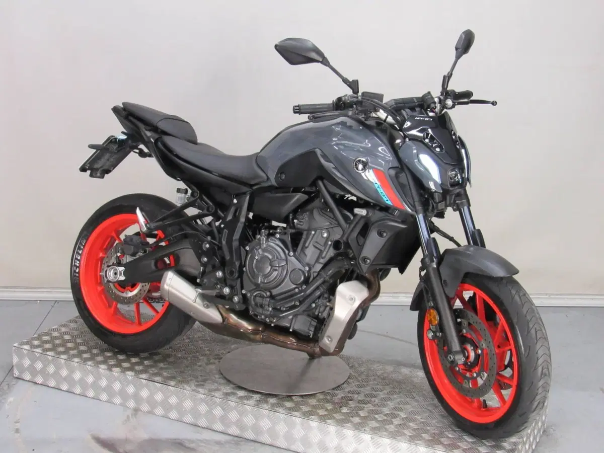 Yamaha MT-07 (2021 - 24) (3)