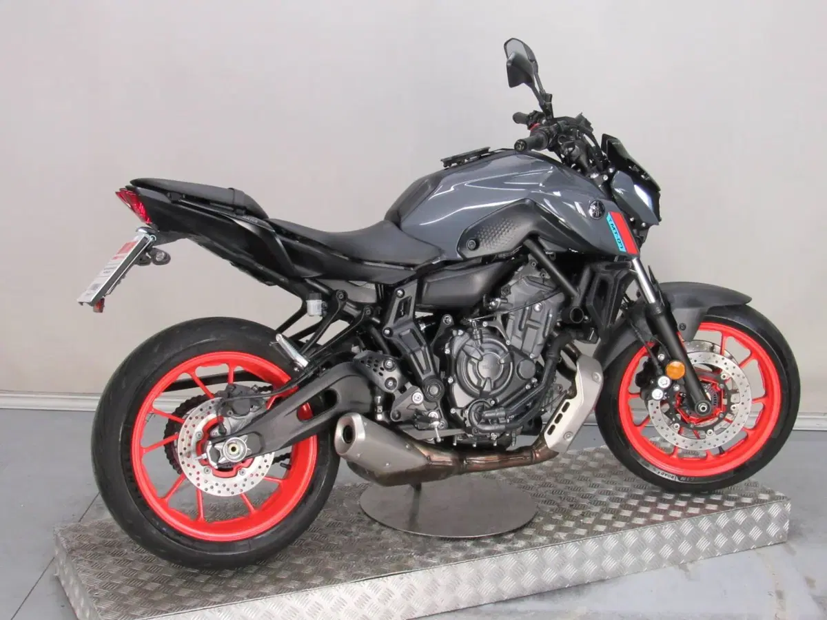 Yamaha MT-07 (2021 - 24) (7)