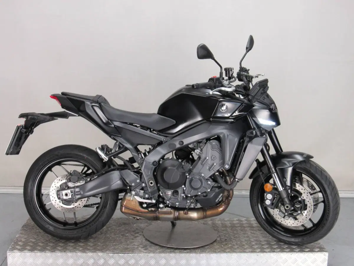 Yamaha MT-09 (2024 - 26) (2)