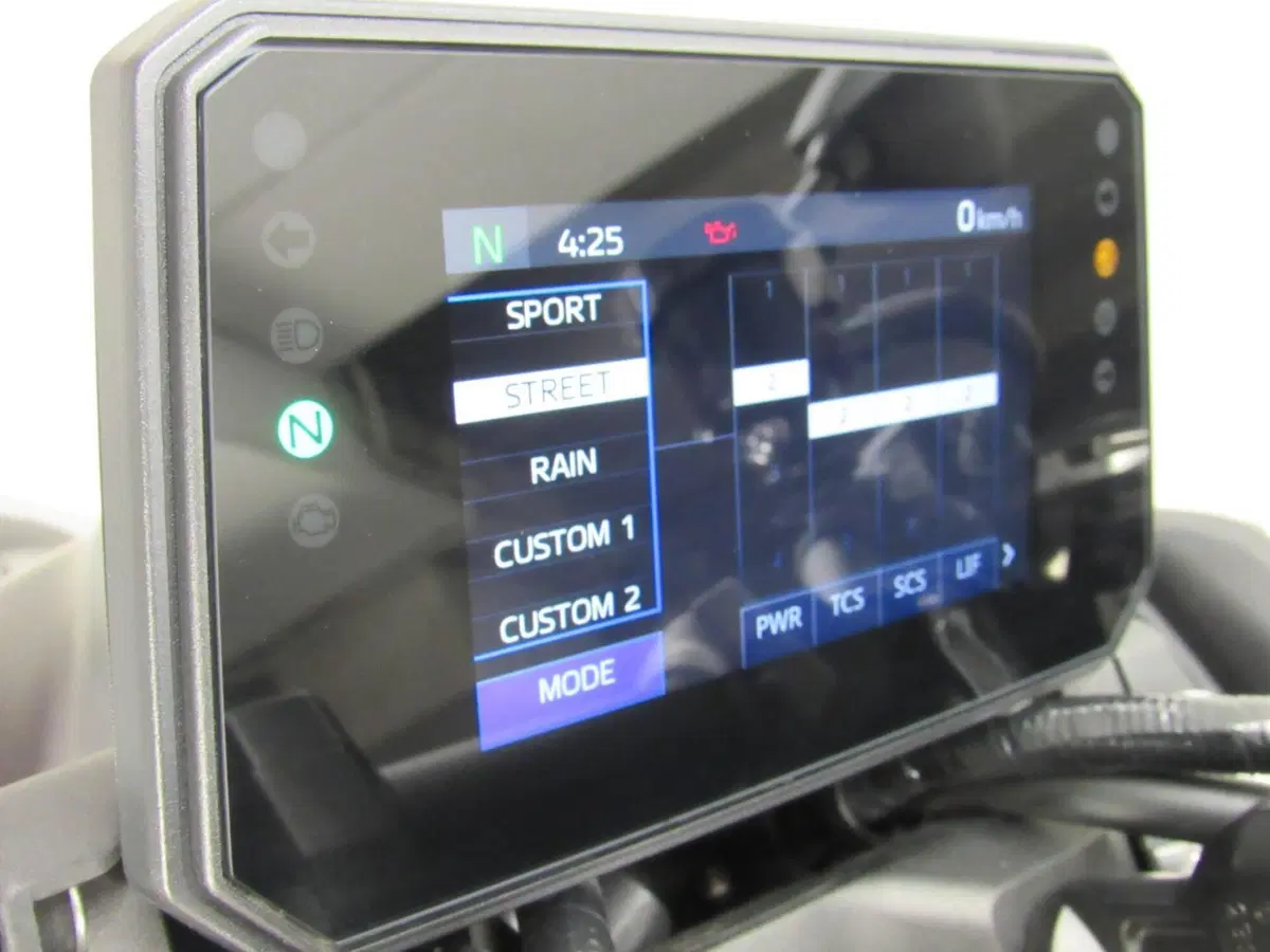 Yamaha MT-09 (2024 - 26) (12)