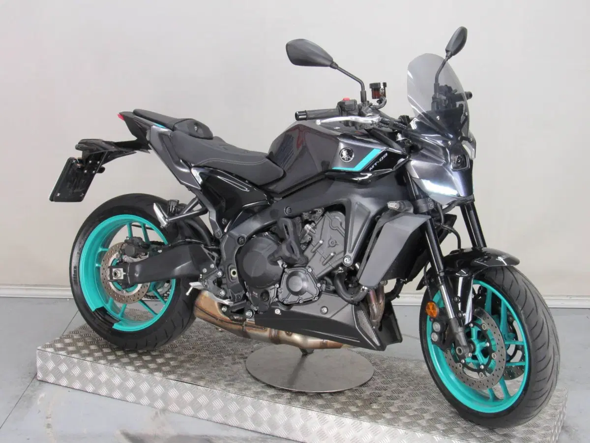 Yamaha MT-09 Y-AMT (2024 - 26) (9)