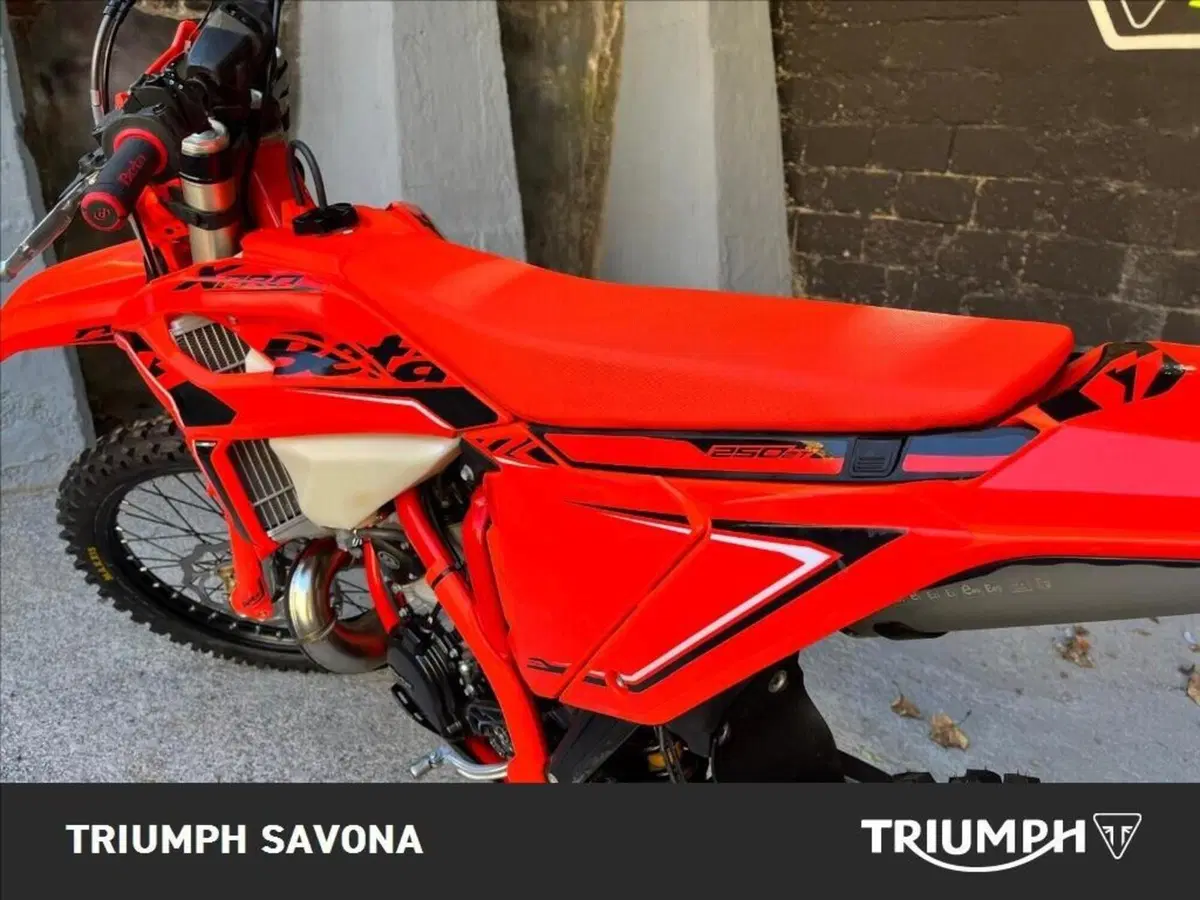 Betamotor RR X-PRO 250 2T Enduro (2025) (5)