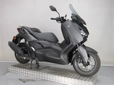 Yamaha X-Max 125 Tech Max (2021 - 24) usata