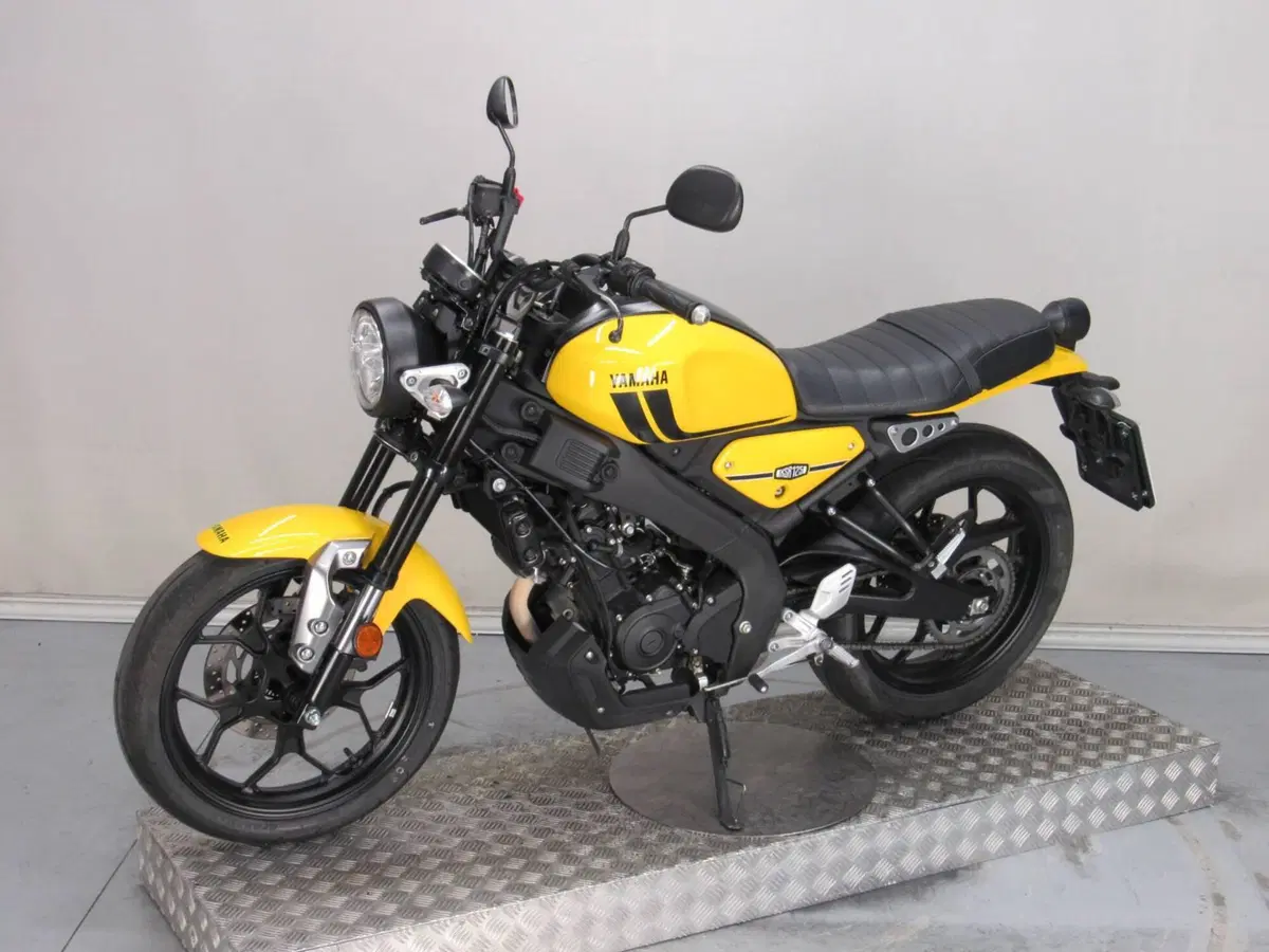 Yamaha XSR 125 (2021 - 24) (4)