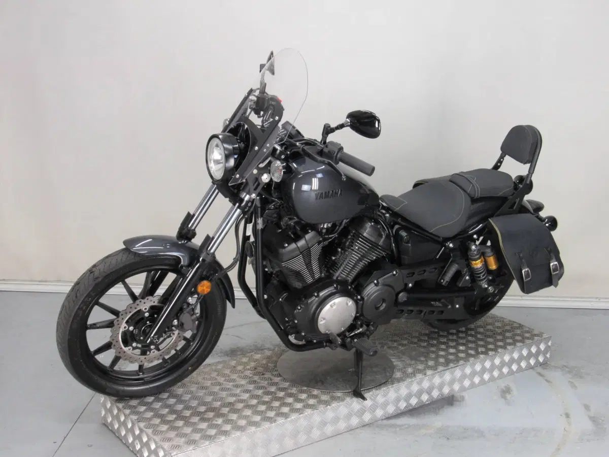 Yamaha XV 950 ABS (2014 - 17) (4)