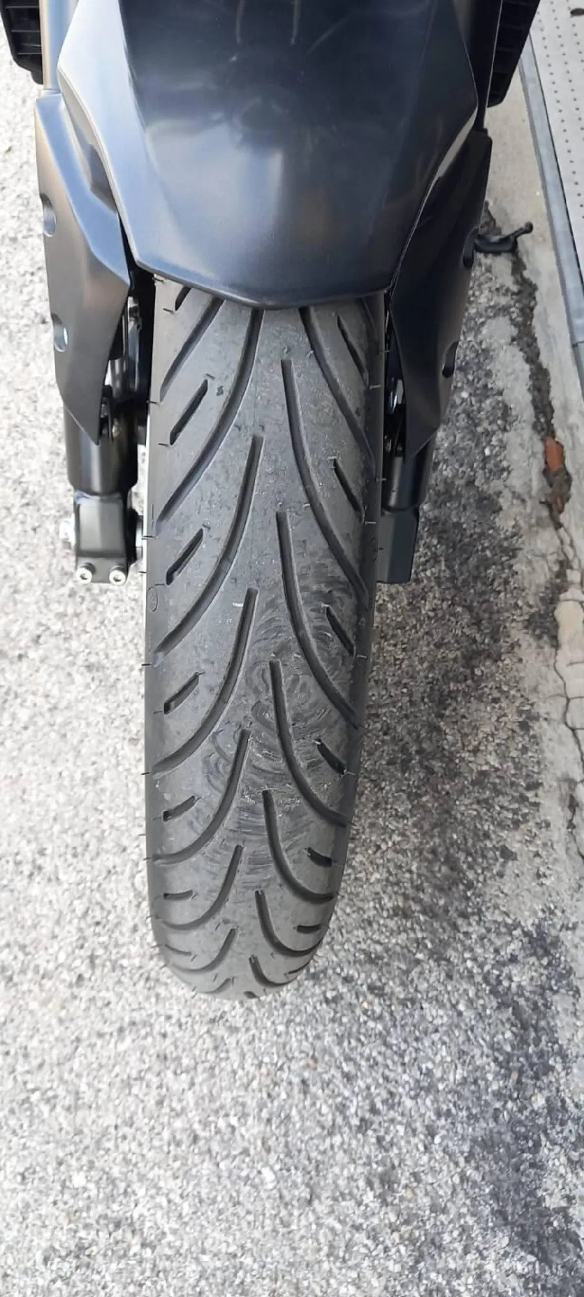 Yamaha V-Max 1200 (5)