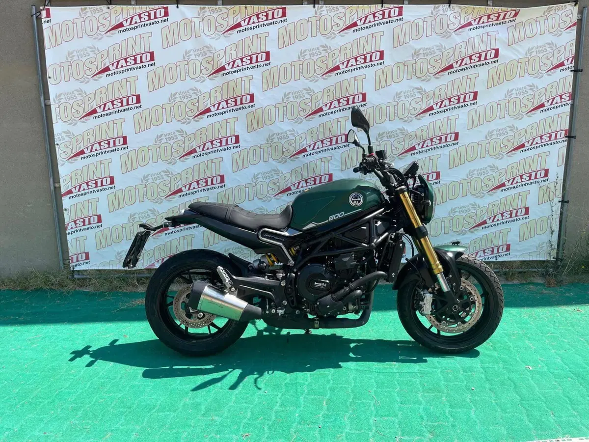 Benelli Leoncino 800 Trail (2022 - 26)