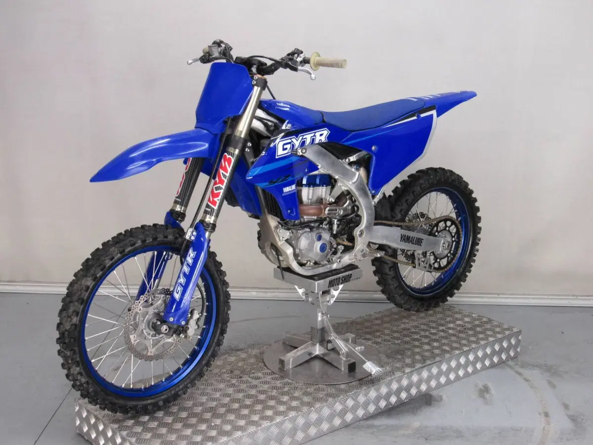 Yamaha YZ 450 F (2025) (3)