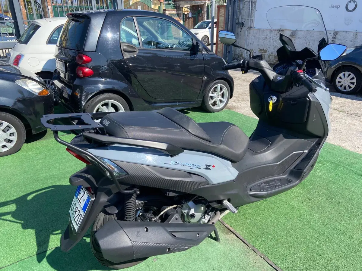 Sym Joymax 300 Z+ (2021 - 24) (4)
