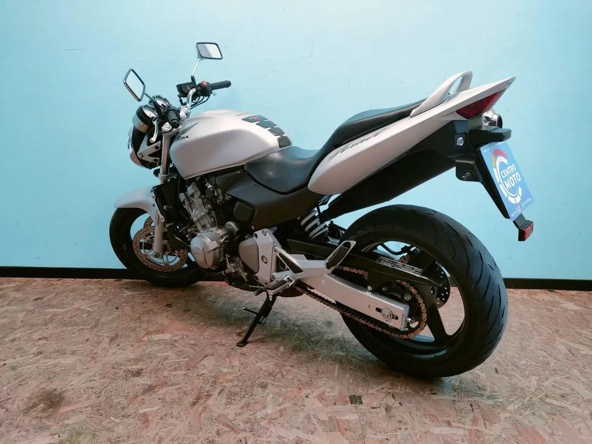 Honda Hornet 600 (2003 - 04) (5)