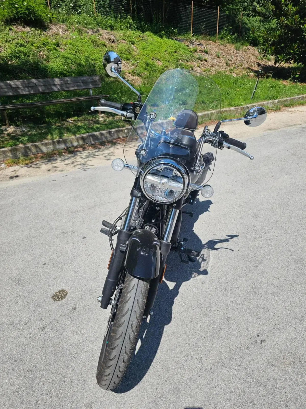 Royal Enfield Meteor 350 (2021 - 26) (3)