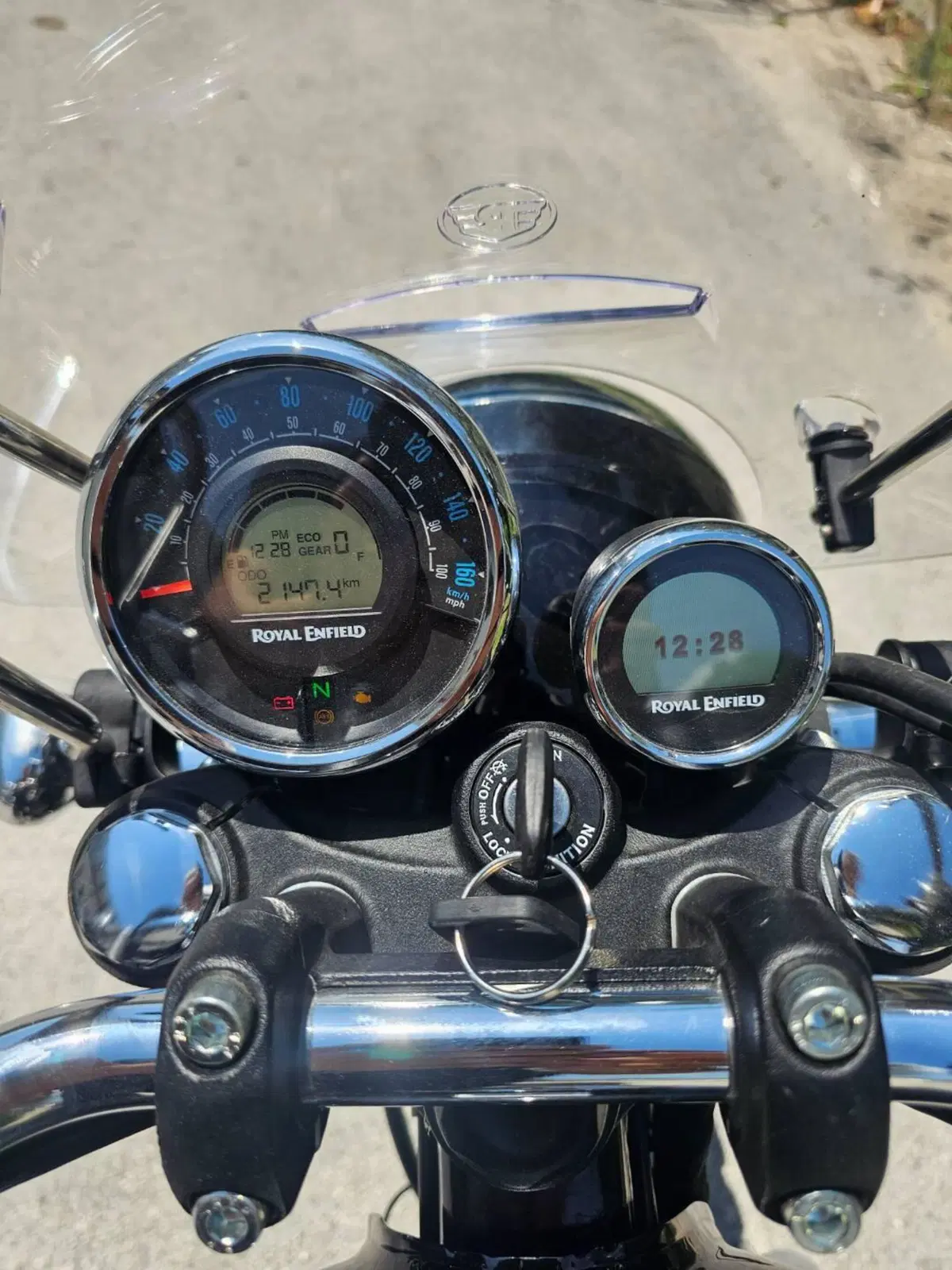 Royal Enfield Meteor 350 (2021 - 26) (4)