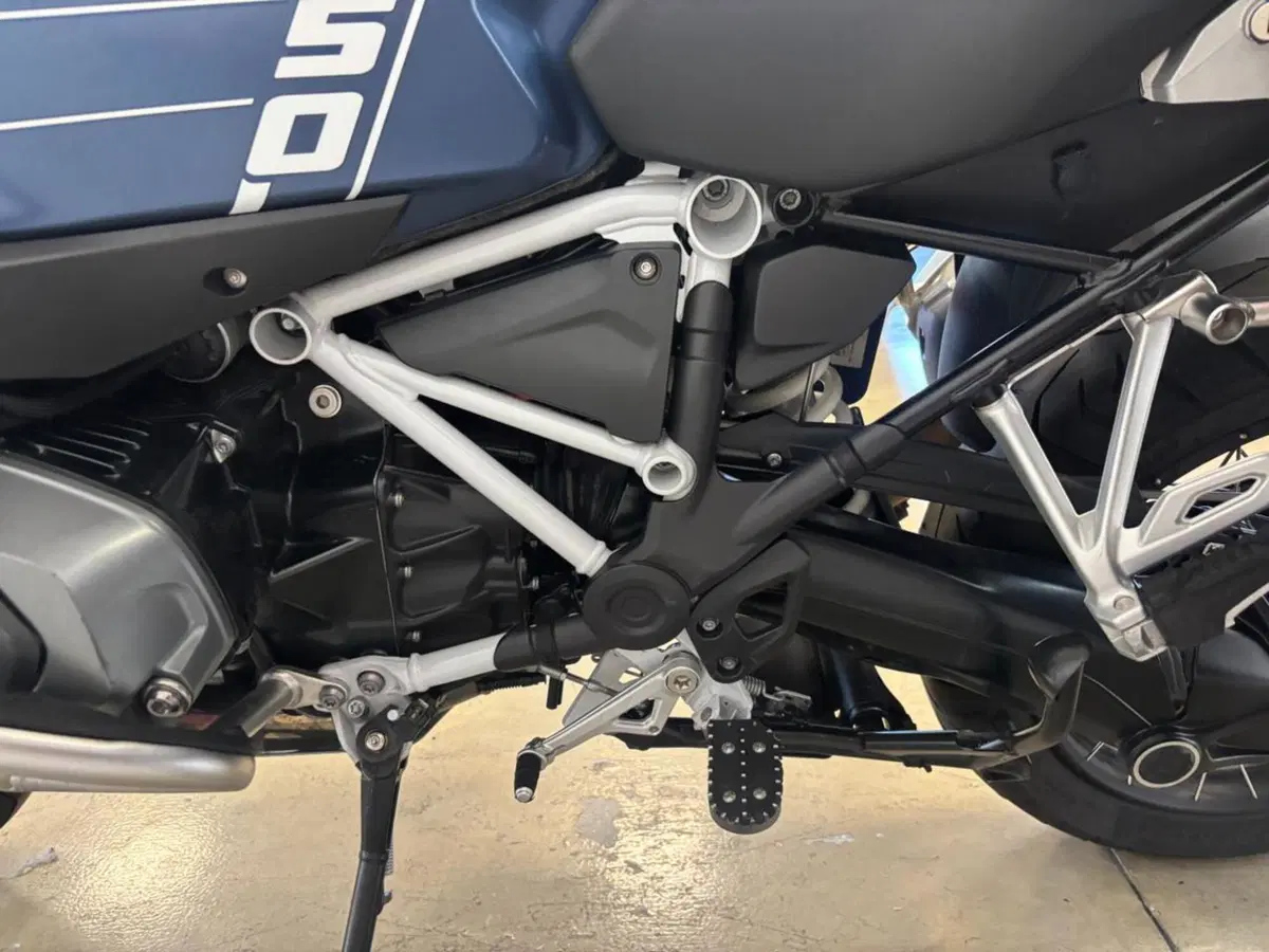 Bmw R 1250 GS Adventure (2021 - 24) (7)
