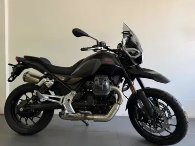 Moto Guzzi V85 Strada (2024 - 26) usata