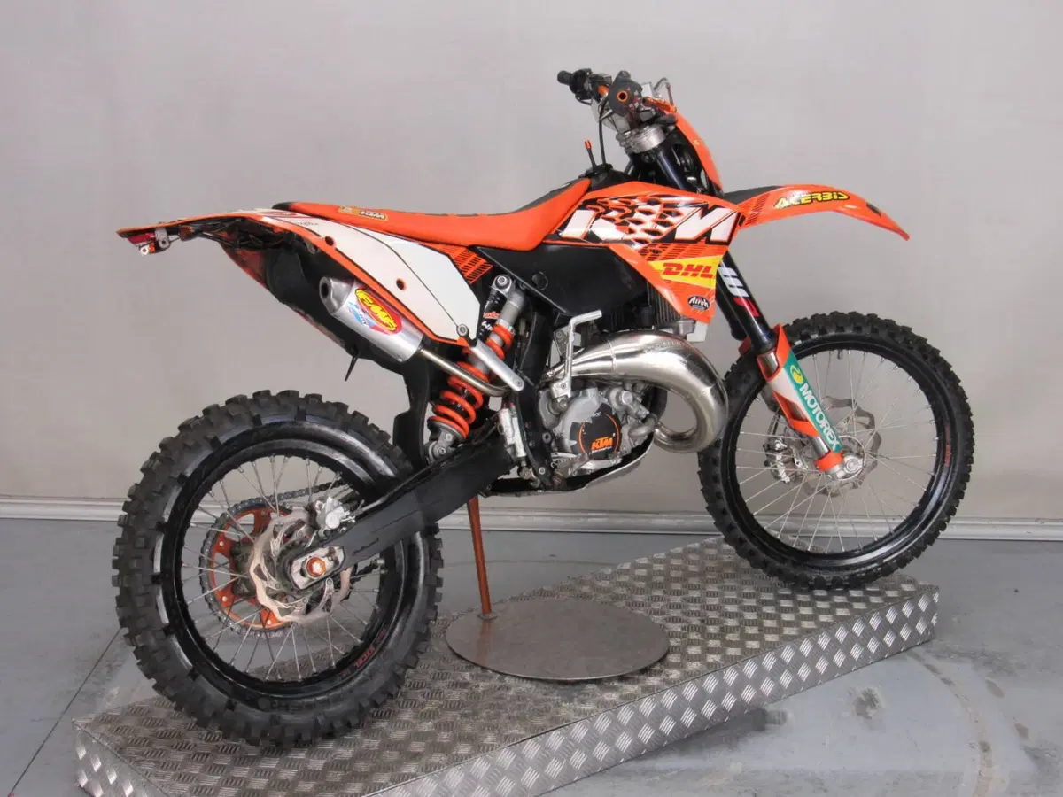 KTM 125 EXC (2008) (7)