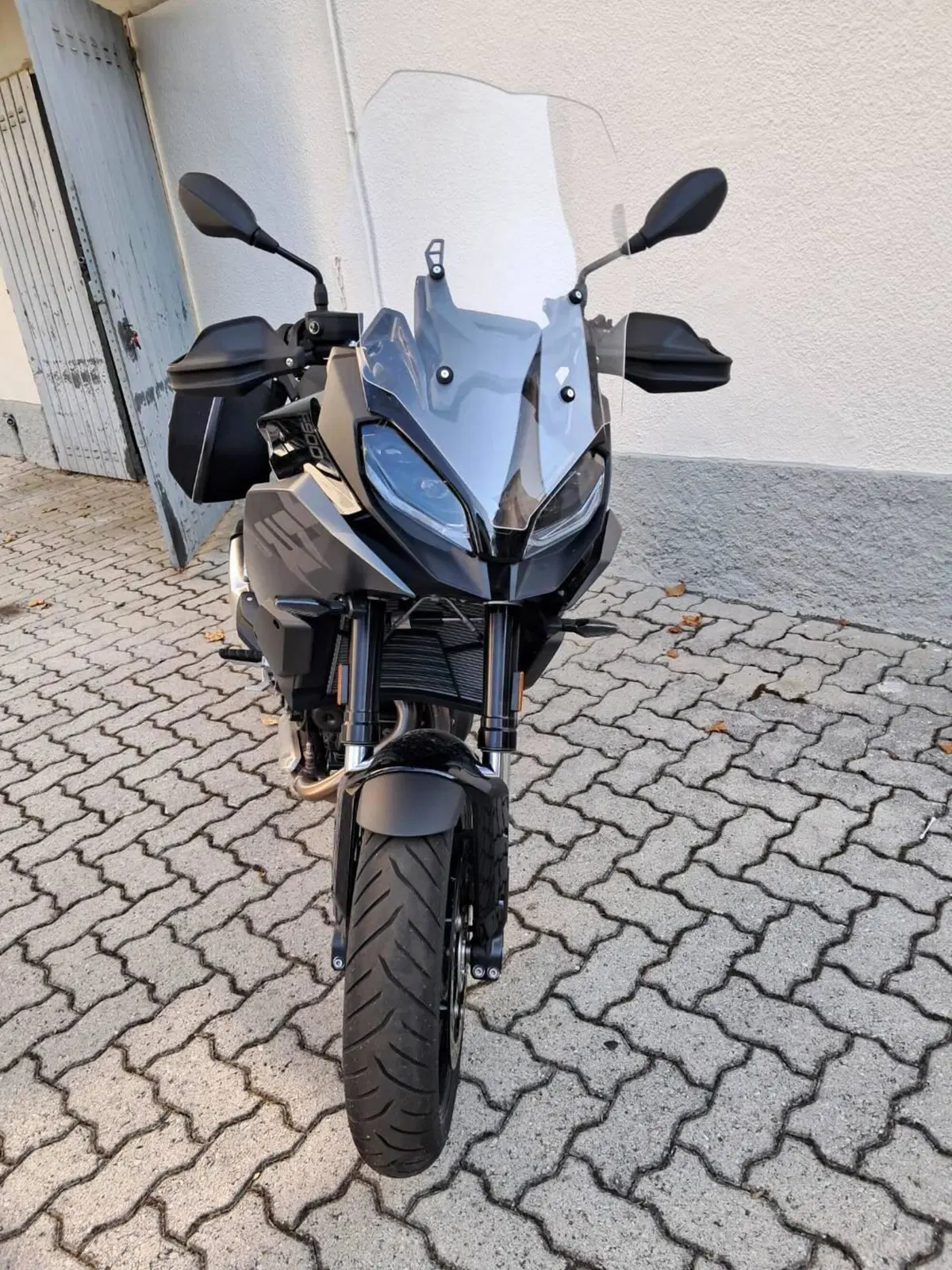 Bmw F 900 XR (2025 - 27) (2)