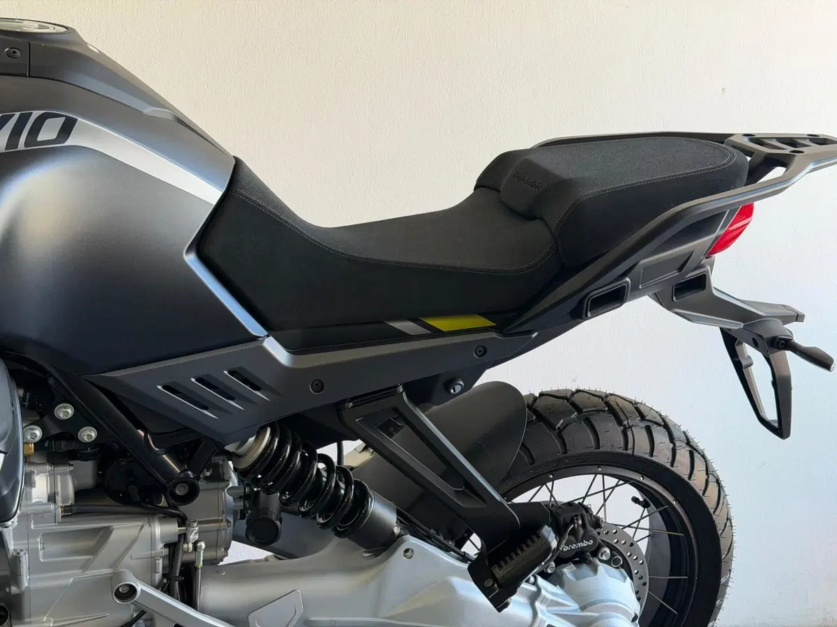 Moto Guzzi Stelvio PFF (2024 - 26) (6)