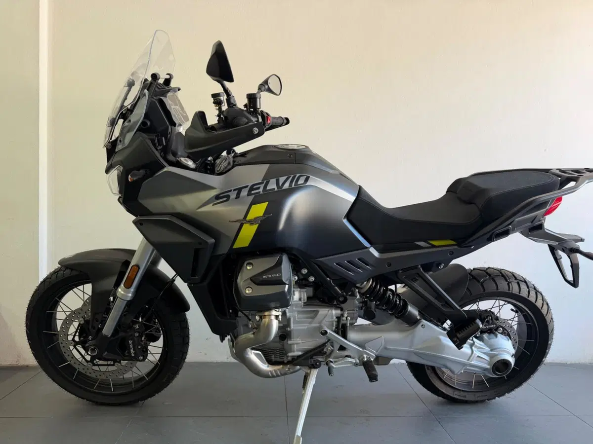 Moto Guzzi Stelvio PFF (2024 - 26) (8)