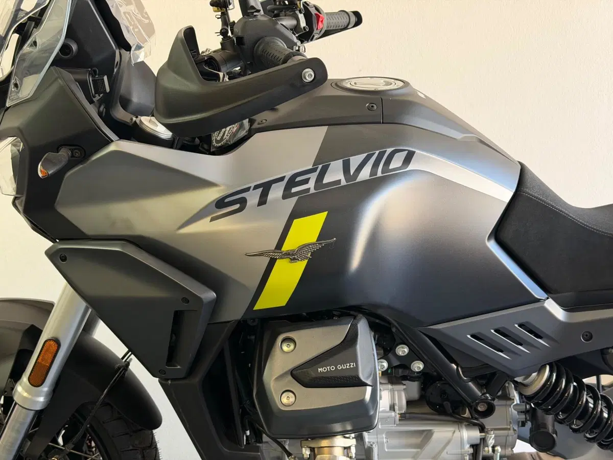 Moto Guzzi Stelvio PFF (2024 - 26) (9)