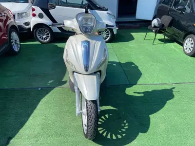 Piaggio Beverly 300 i.e. (2010 - 16) usata