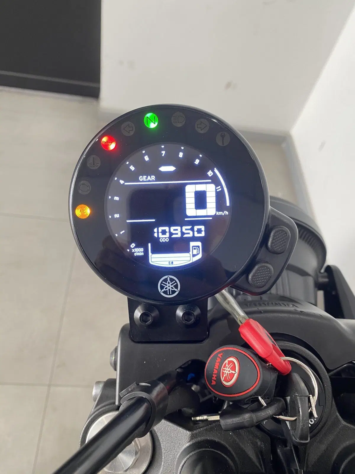 Yamaha XSR 700 XTribute (2022 - 24) (5)