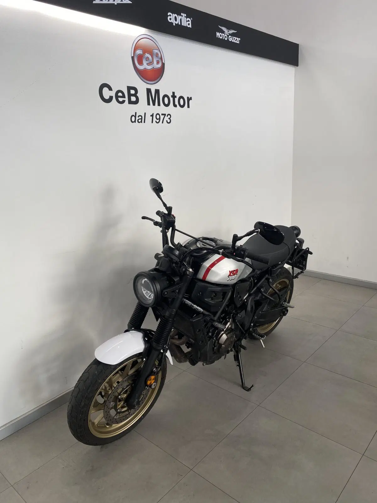 Yamaha XSR 700 XTribute (2022 - 24) (7)