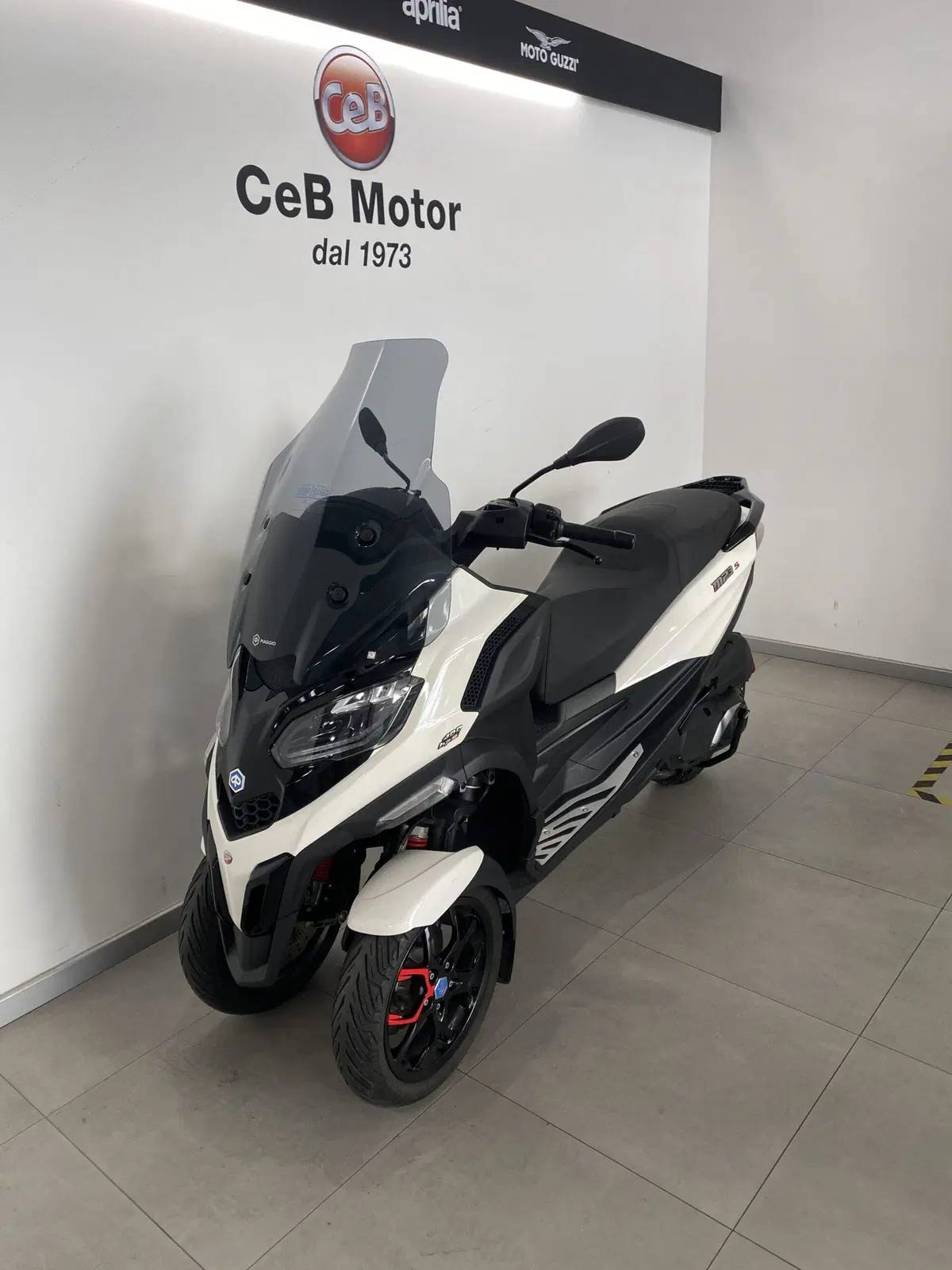 Piaggio MP3 400 Sport ABS Hpe (2023 - 24) (5)