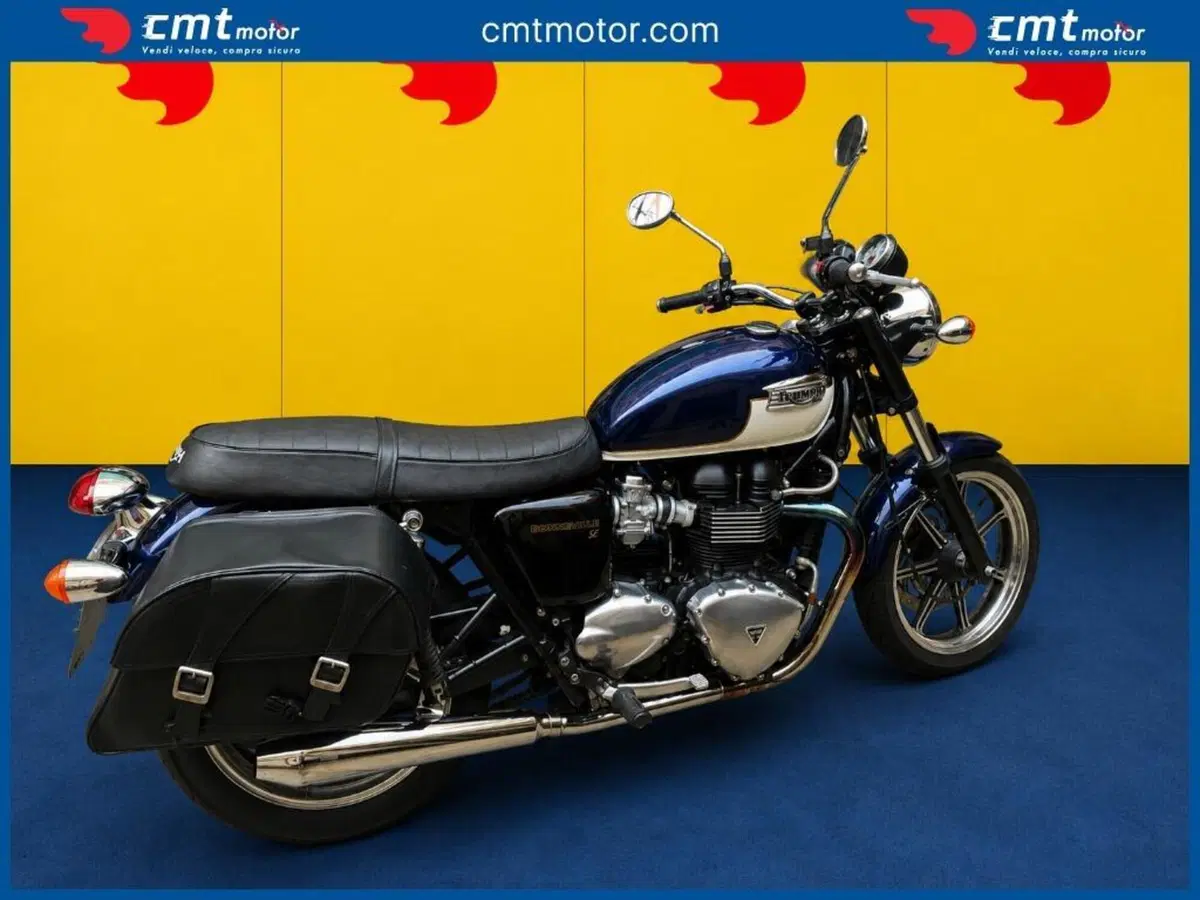 Triumph Bonneville SE (2009 - 13) (3)