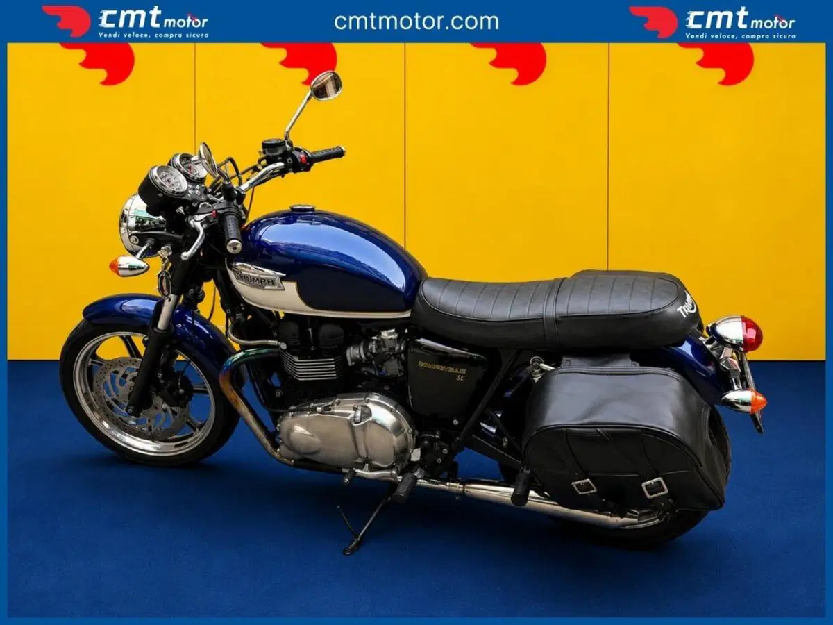 Triumph Bonneville SE (2009 - 13) (4)